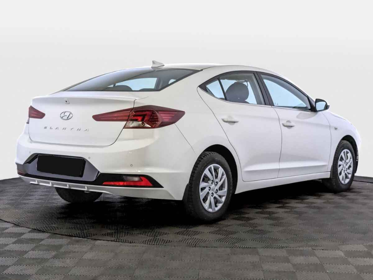 Hyundai Elantra, 2020
