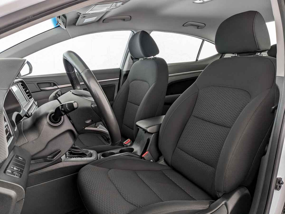 Hyundai Elantra, 2020