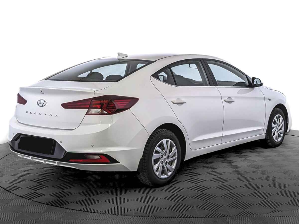 Hyundai Elantra, 2020