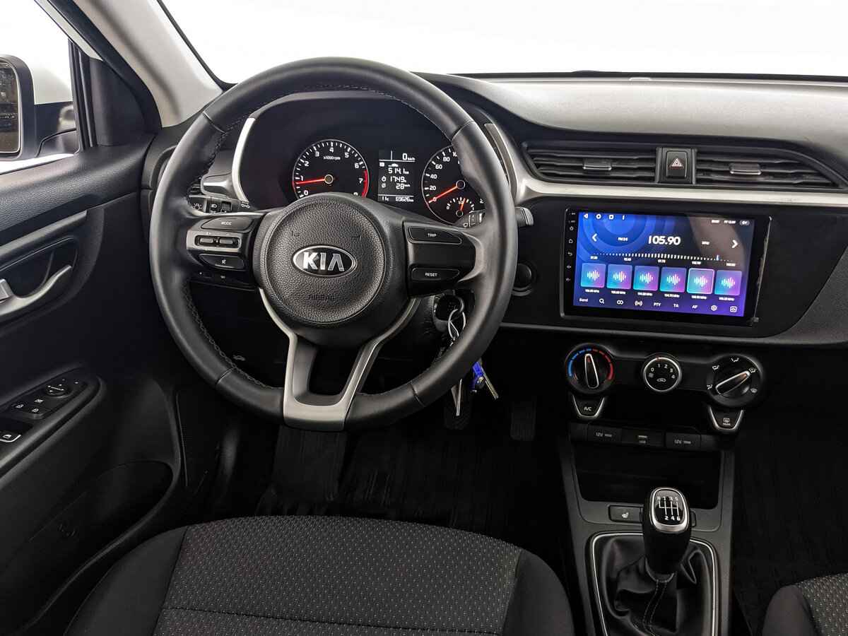 Kia Rio X, 2021