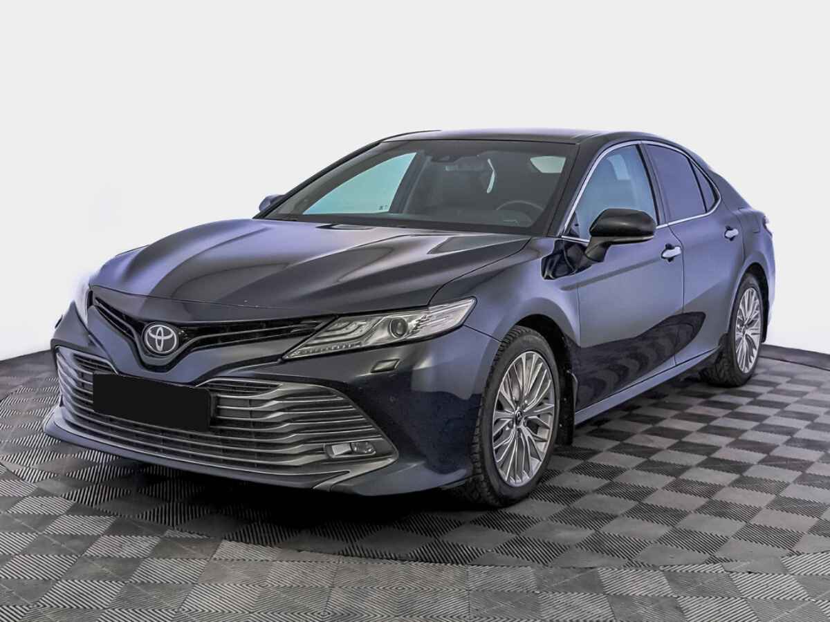 Toyota Camry, 2018
