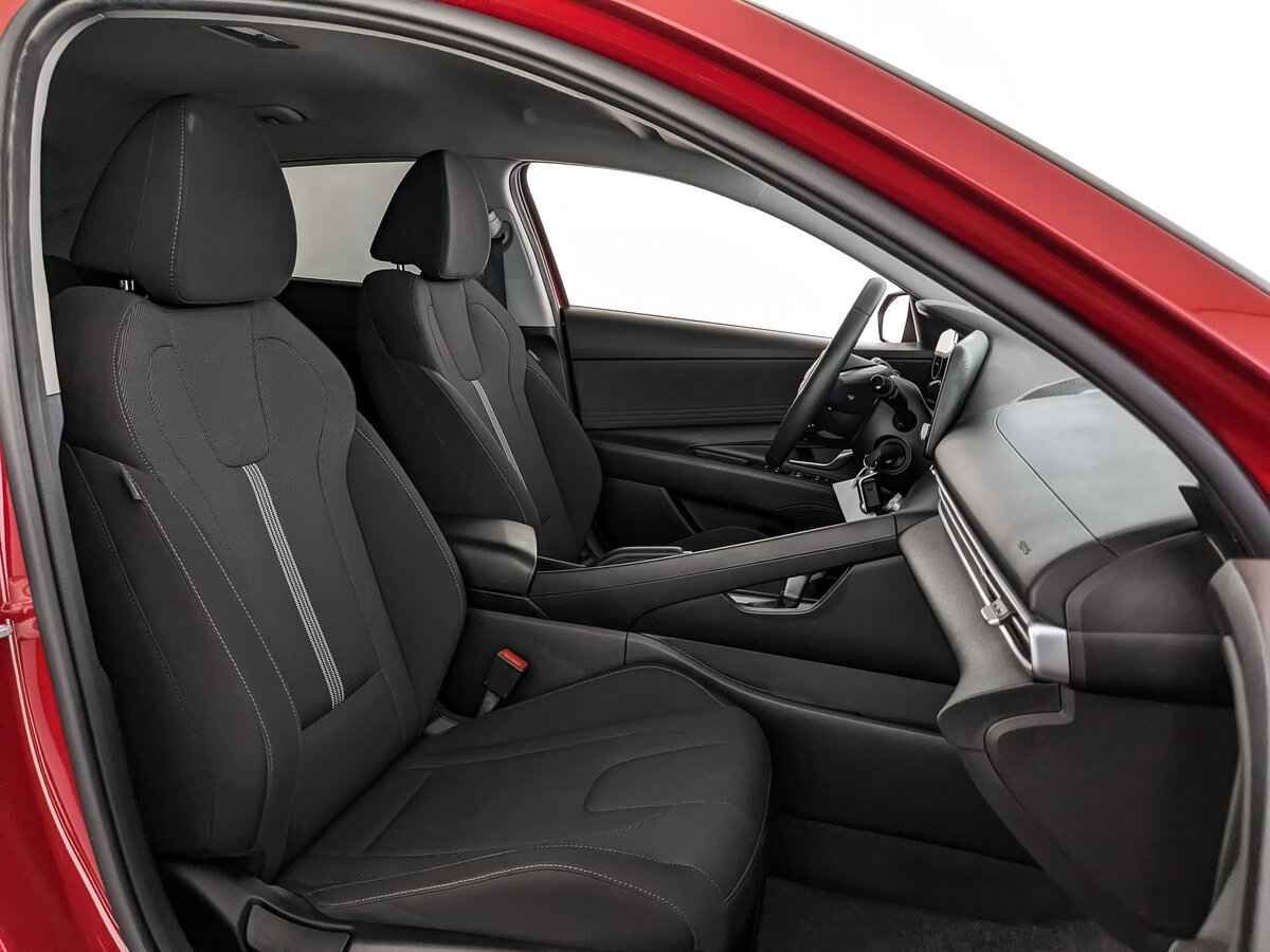 Hyundai Elantra, 2021