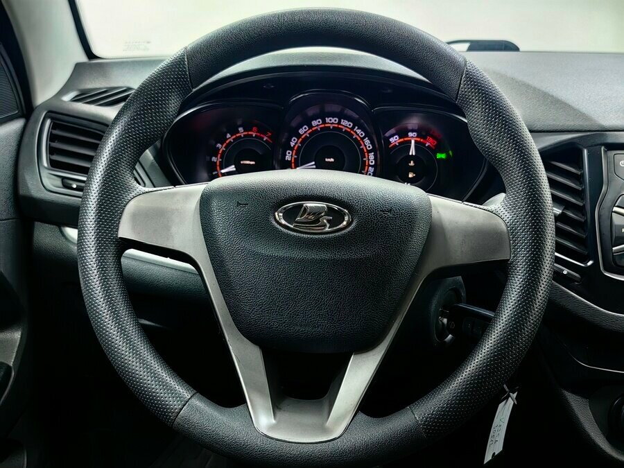 Lada (ВАЗ) Vesta, 2017