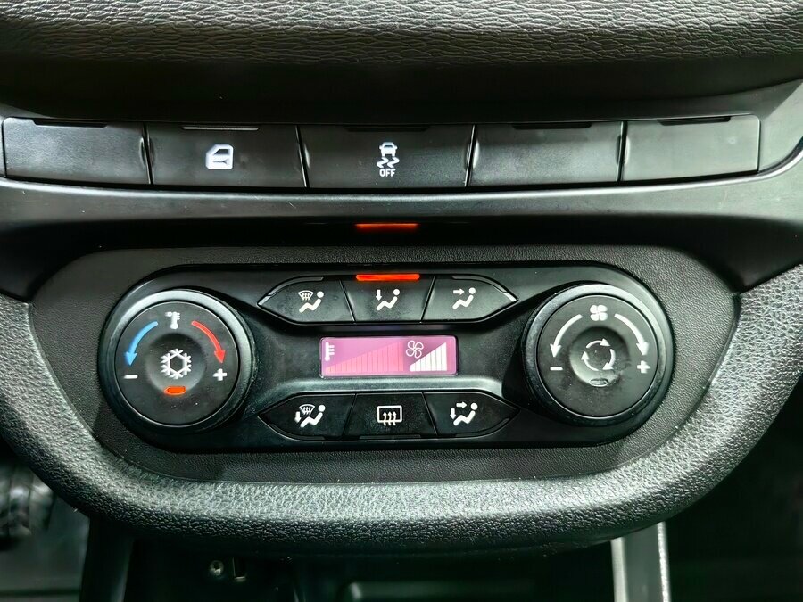 Lada (ВАЗ) Vesta, 2017