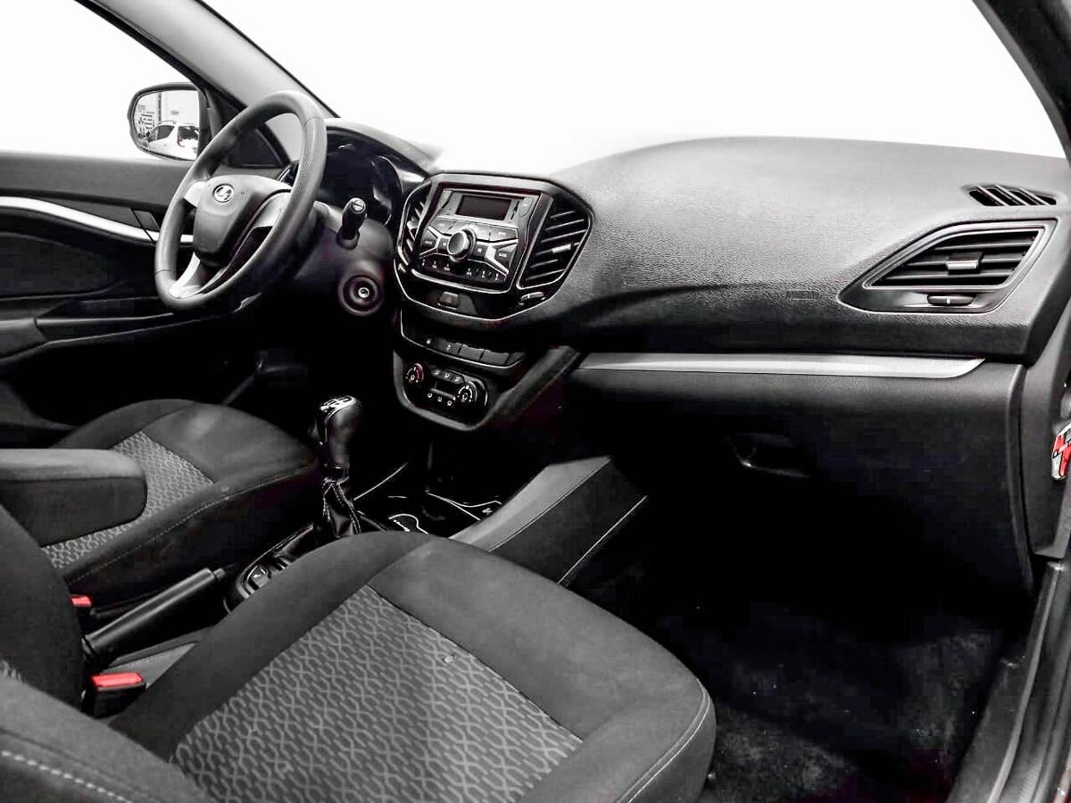 Lada (ВАЗ) Vesta, 2017