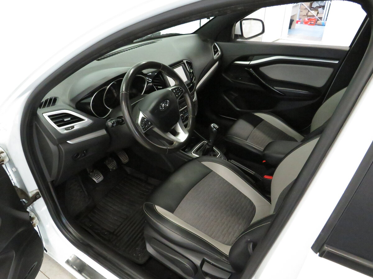 Lada (ВАЗ) Vesta SW, 2020