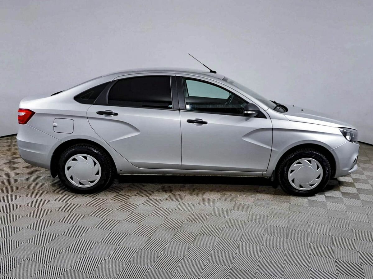 Lada (ВАЗ) Vesta, 2017