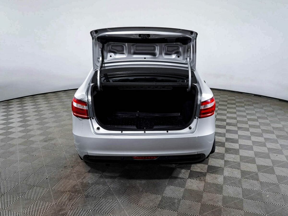 Lada (ВАЗ) Vesta, 2017