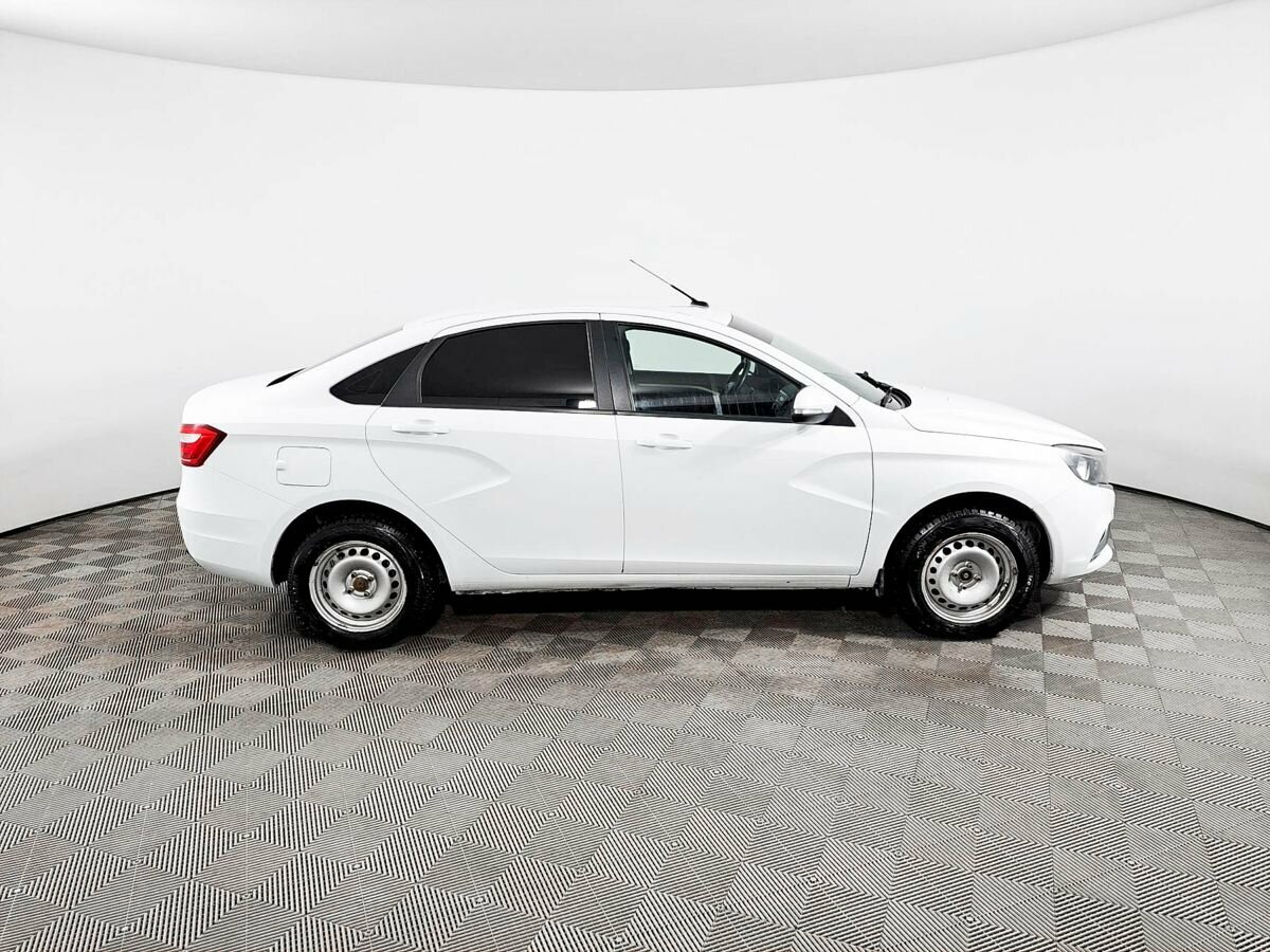 Lada (ВАЗ) Vesta, 2016