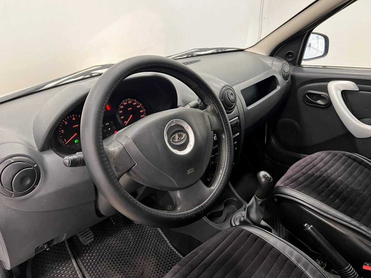 Lada (ВАЗ) Largus, 2013