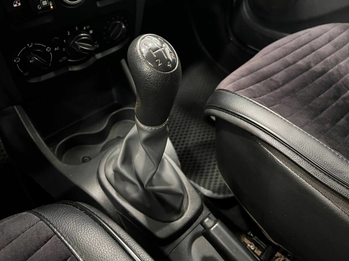 Lada (ВАЗ) Largus, 2013