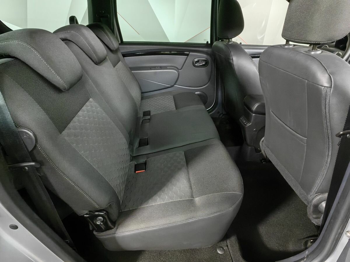 Lada (ВАЗ) Largus, 2021