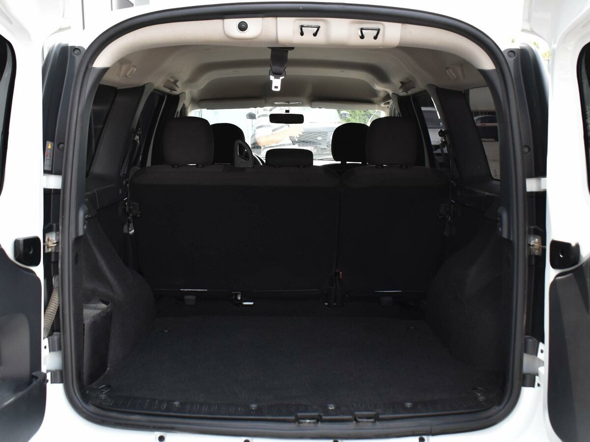 Lada (ВАЗ) Largus, 2013