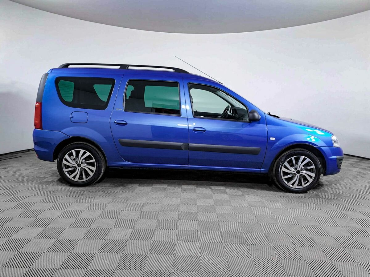 Lada (ВАЗ) Largus, 2020