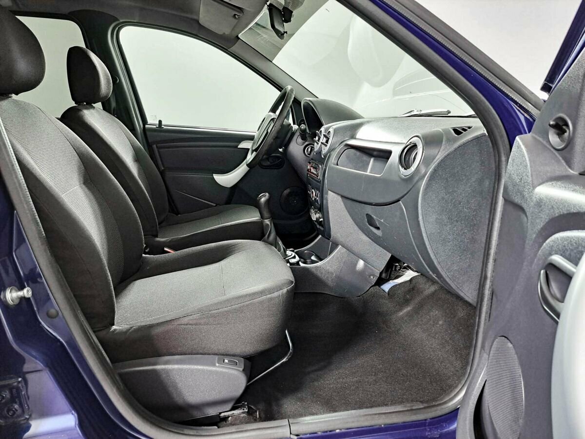 Lada (ВАЗ) Largus, 2017