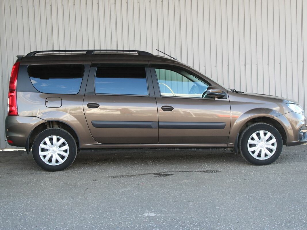 Lada (ВАЗ) Largus, 2021