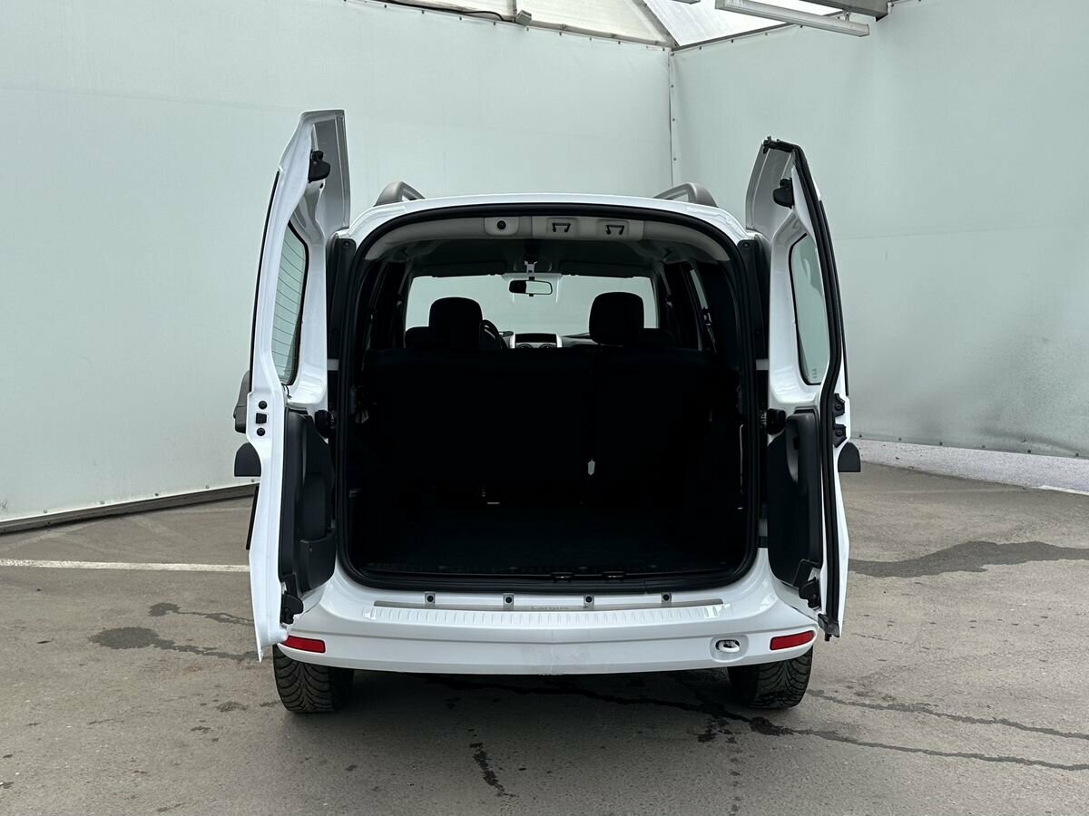 Lada (ВАЗ) Largus, 2021