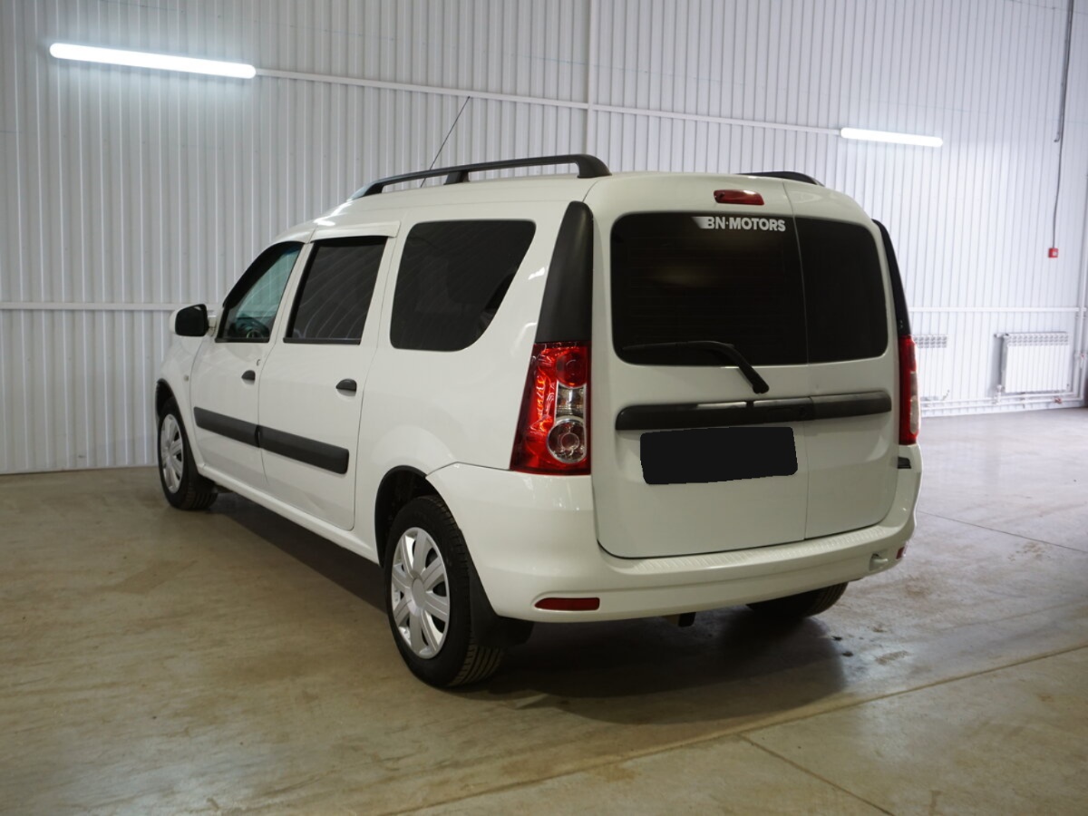 Lada (ВАЗ) Largus, 2017