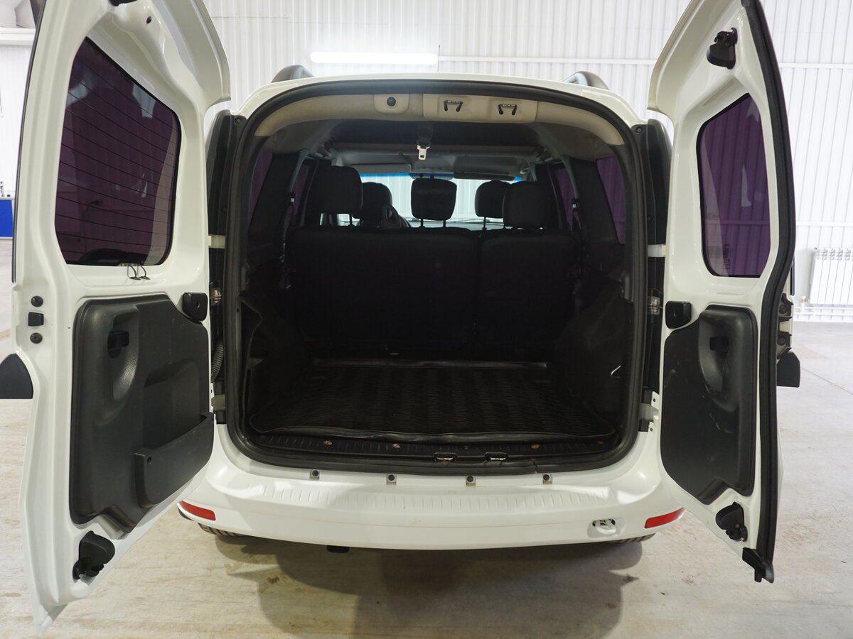 Lada (ВАЗ) Largus, 2017