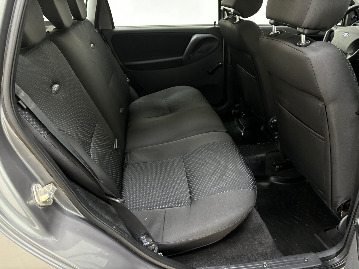 Lada (ВАЗ) Kalina, 2013