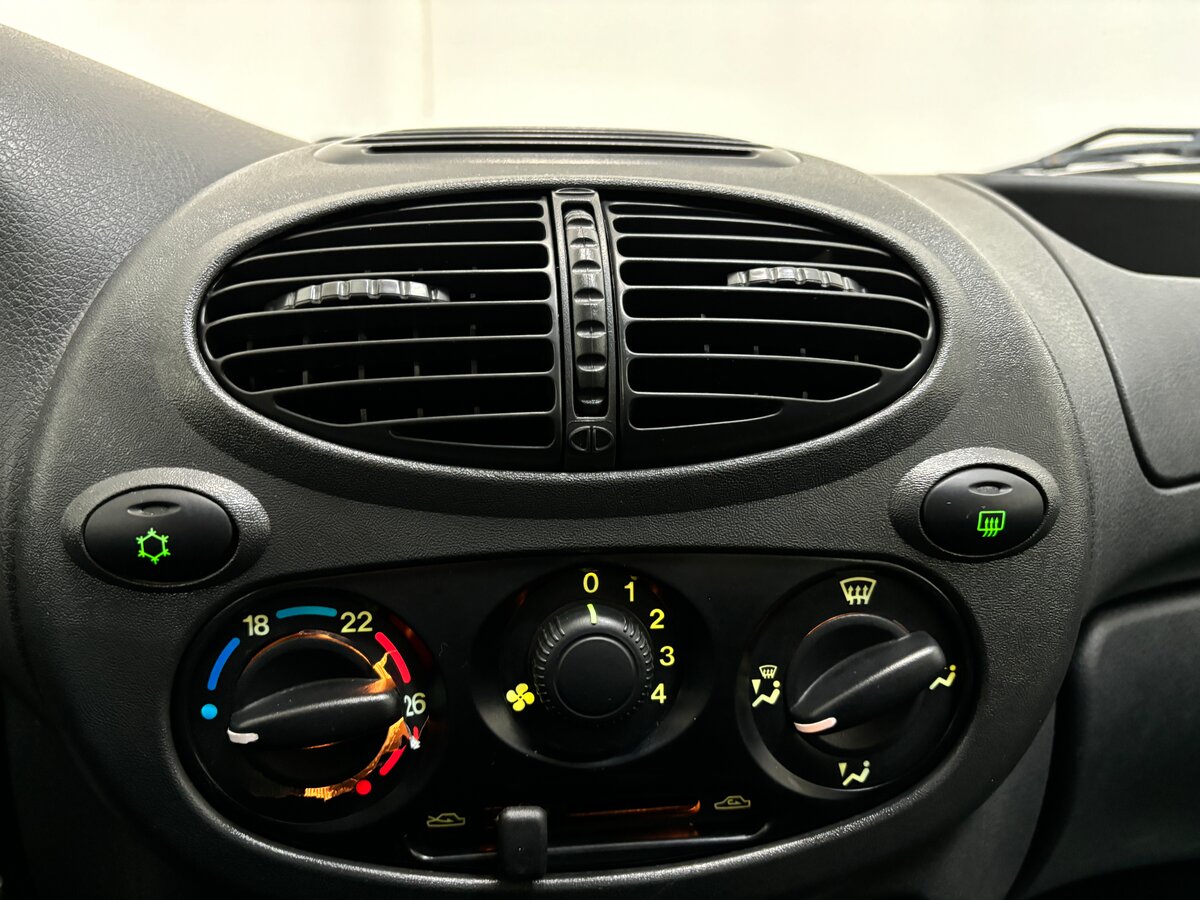 Lada (ВАЗ) Kalina, 2013