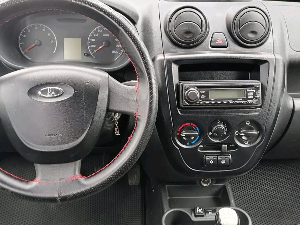 Lada (ВАЗ) Granta, 2016