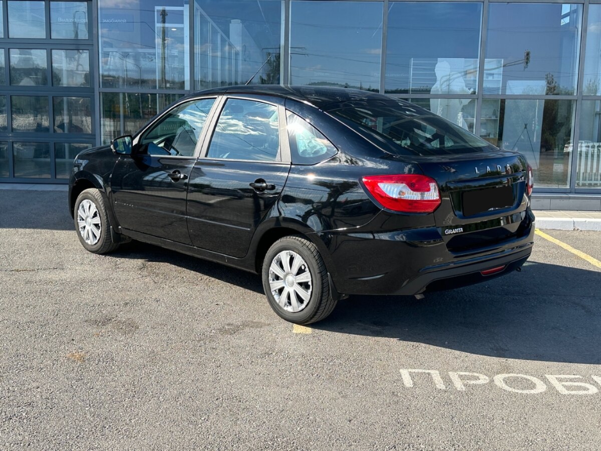 Lada (ВАЗ) Granta, 2023