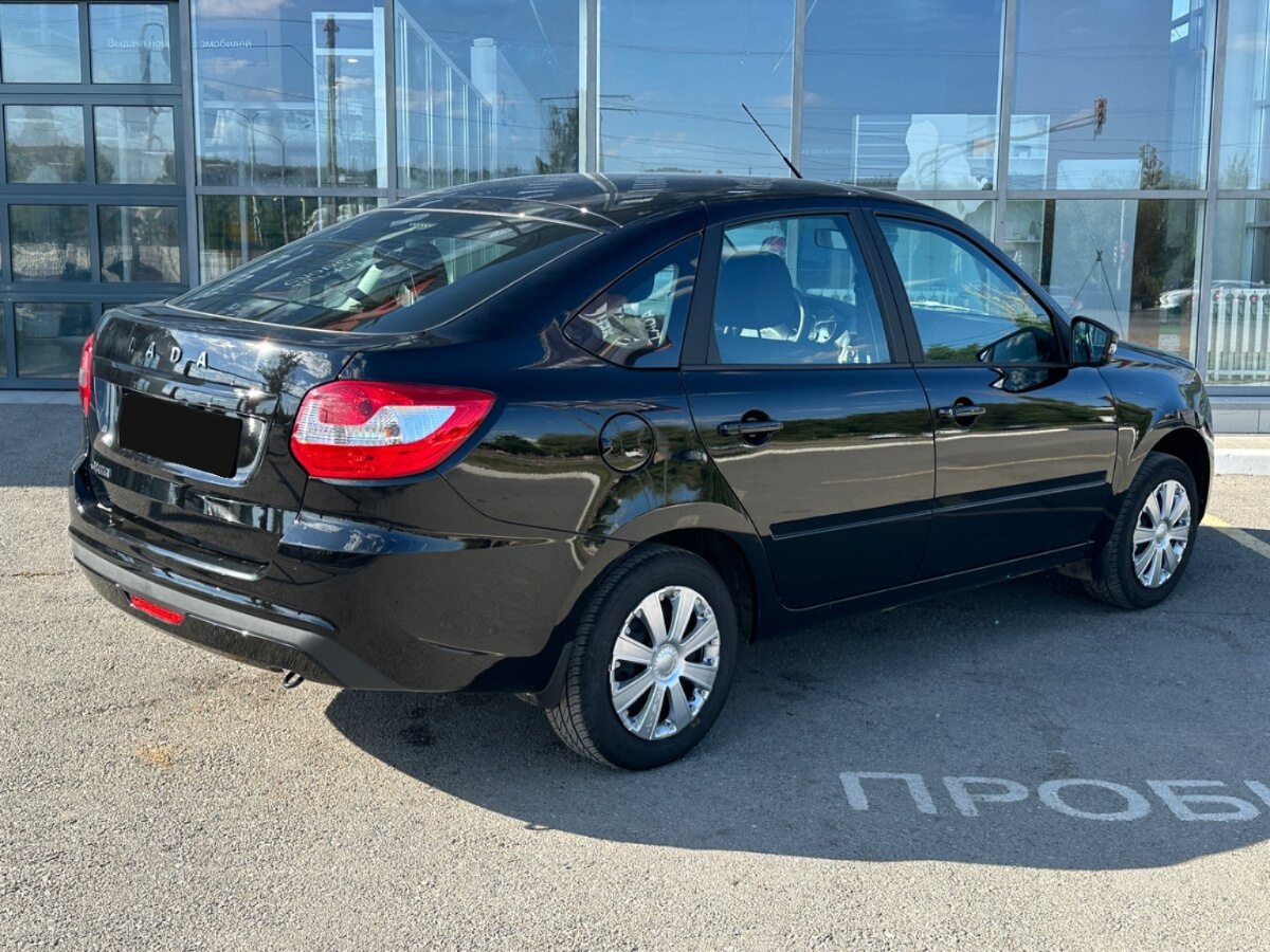 Lada (ВАЗ) Granta, 2023