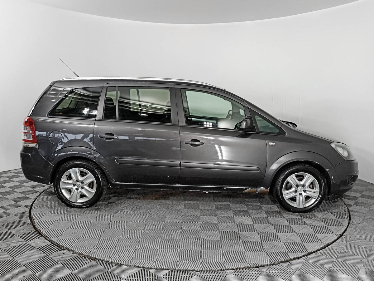 Opel Zafira, 2012