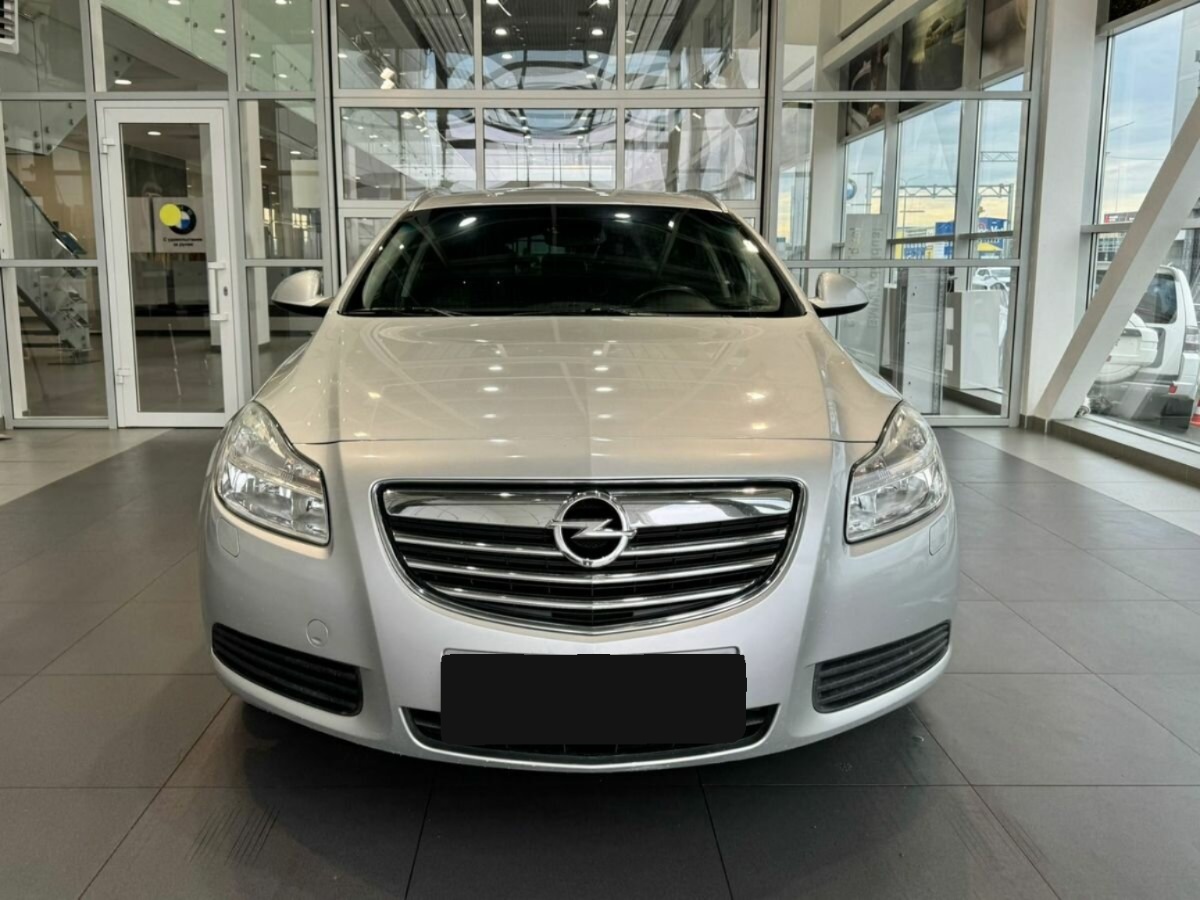 Opel Insignia, 2011