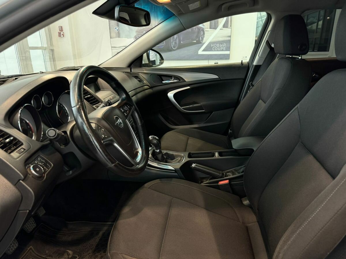 Opel Insignia, 2011
