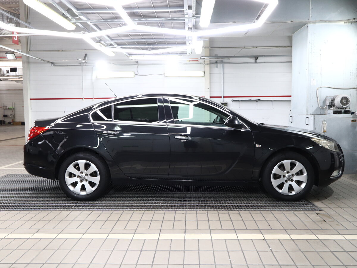 Opel Insignia, 2011