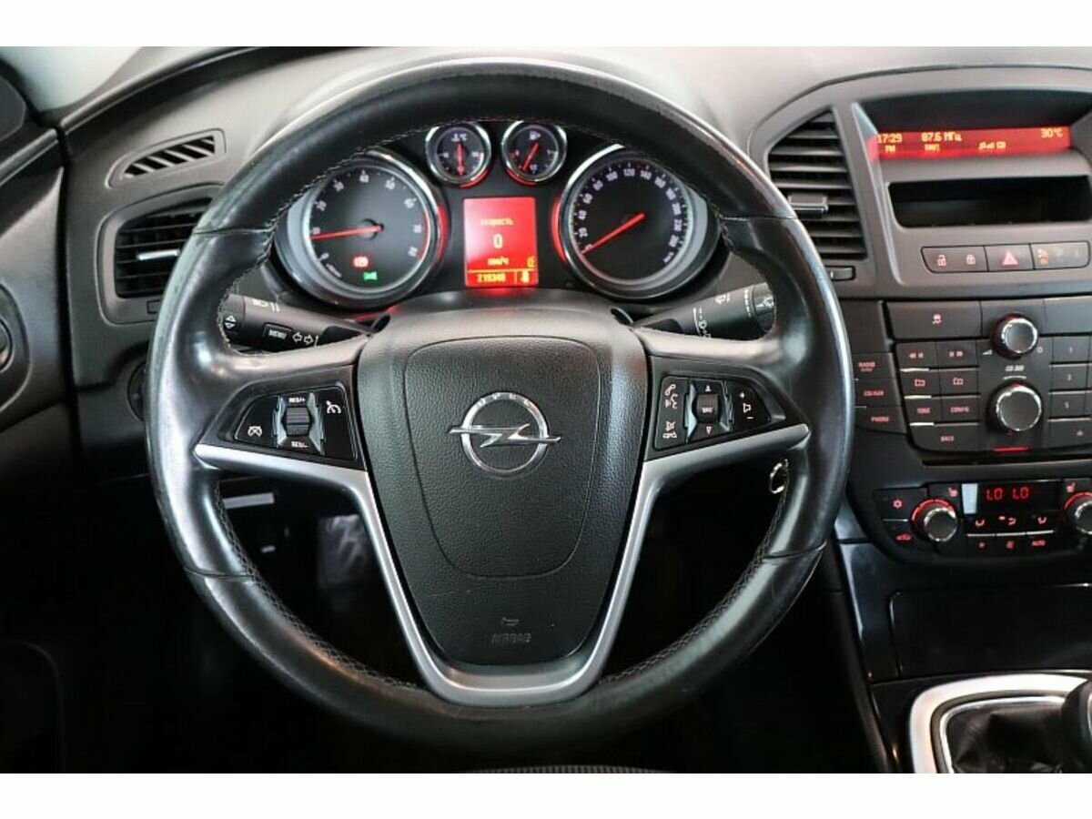 Opel Insignia, 2010