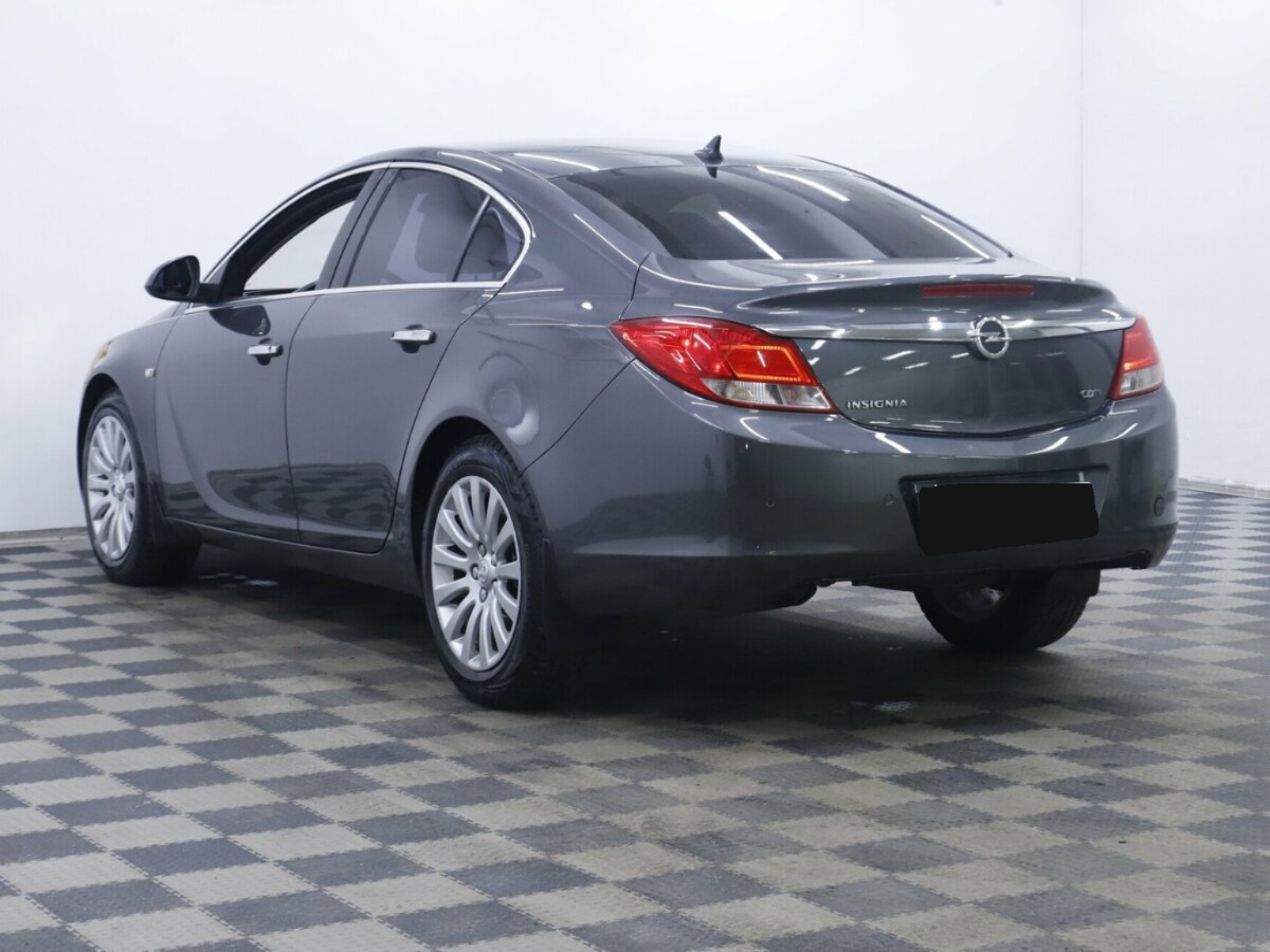 Opel Insignia, 2011