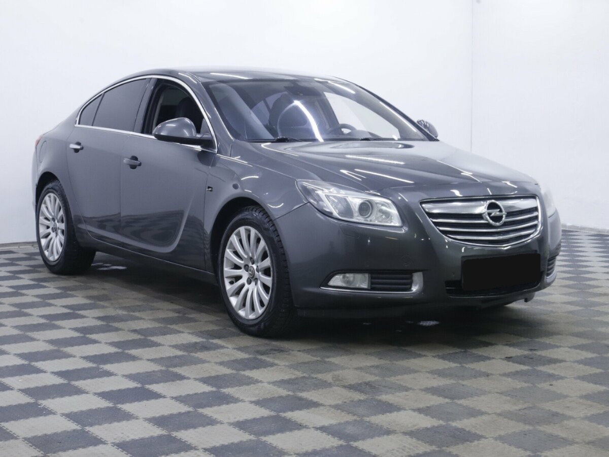 Opel Insignia, 2011