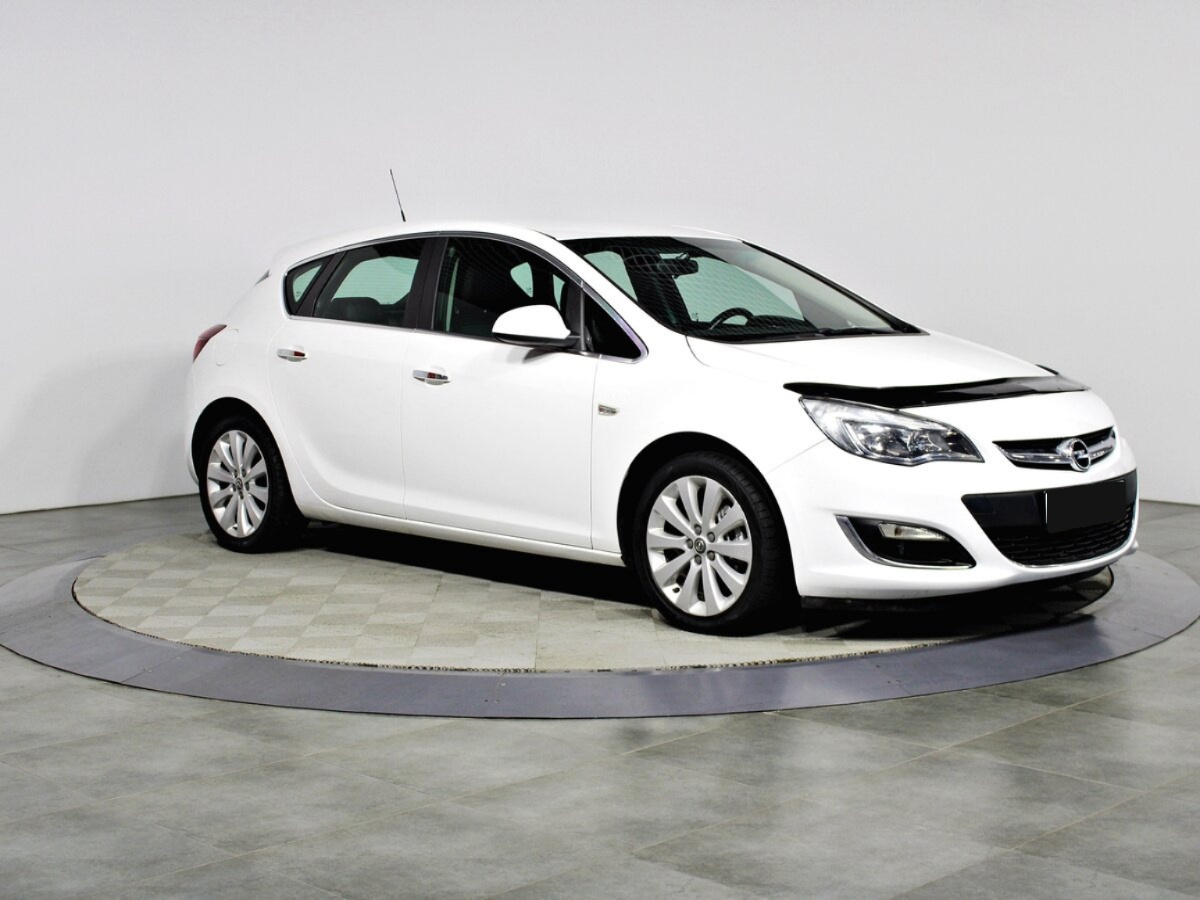 Opel Astra, 2012