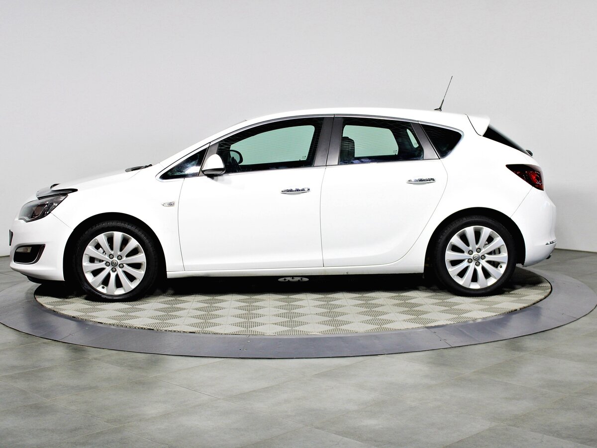 Opel Astra, 2012