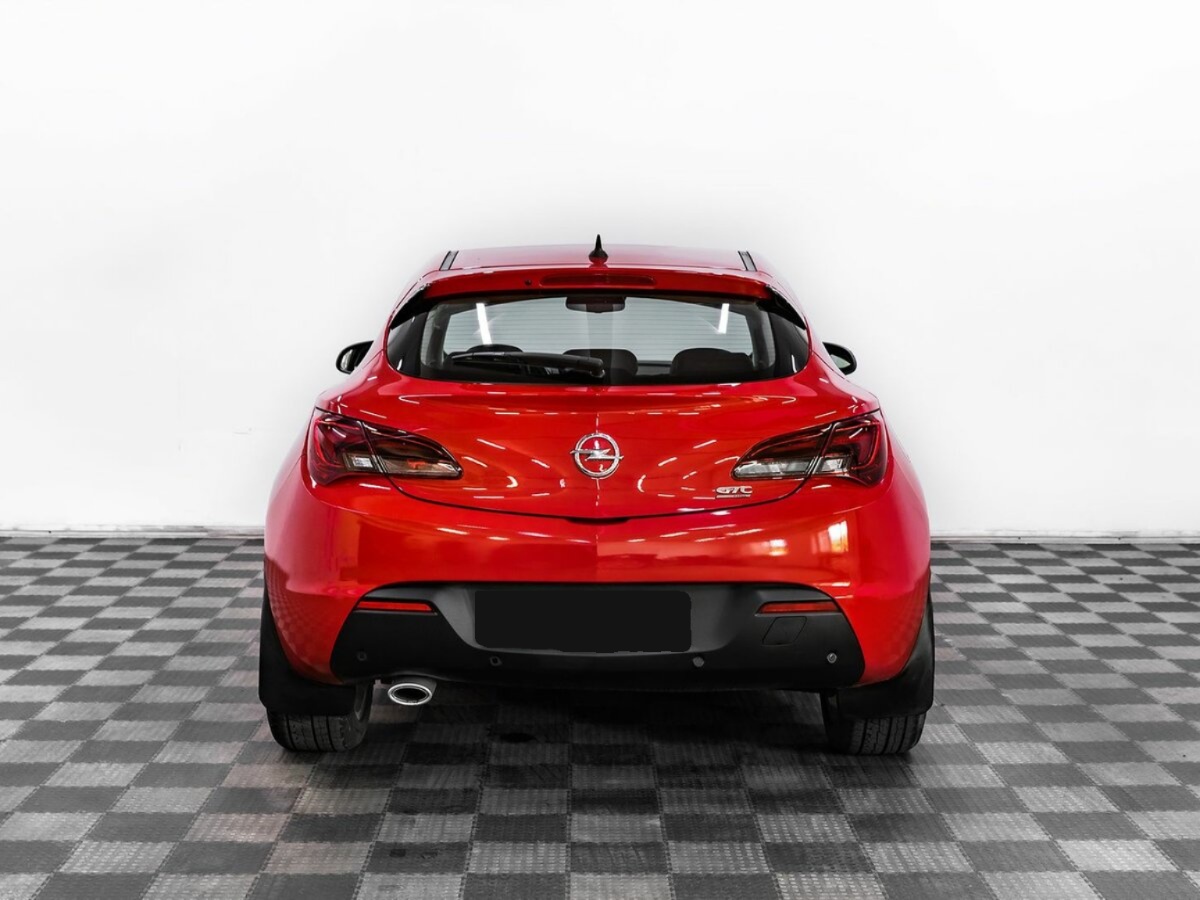 Opel Astra GTC, 2013