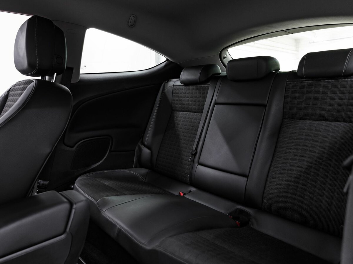 Opel Astra GTC, 2013