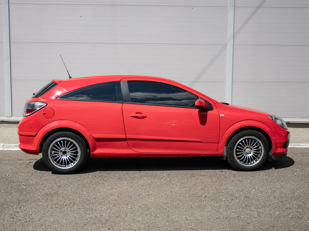 Opel Astra GTC, 2008