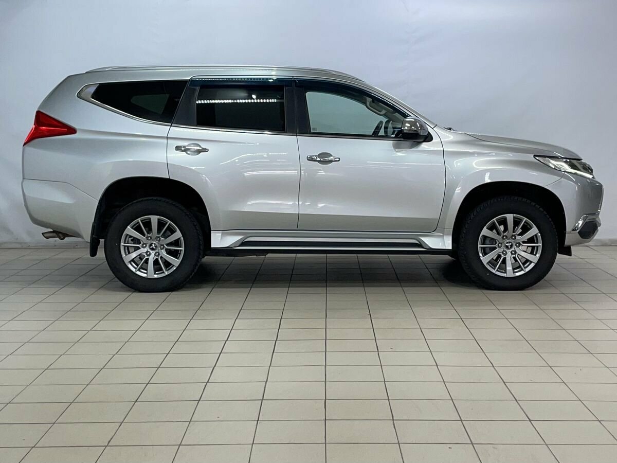 Mitsubishi Pajero Sport, 2017