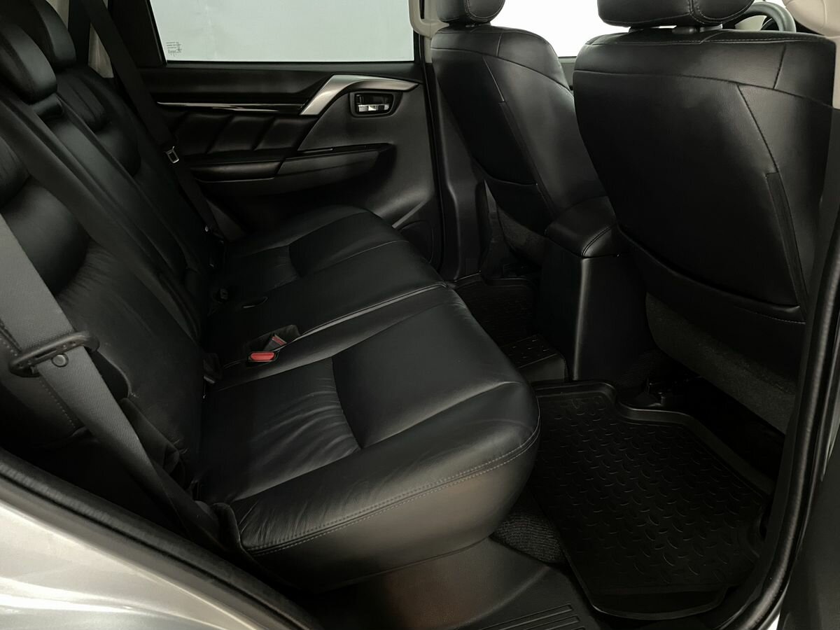 Mitsubishi Pajero Sport, 2017