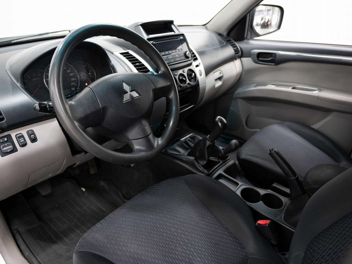 Mitsubishi Pajero Sport, 2014