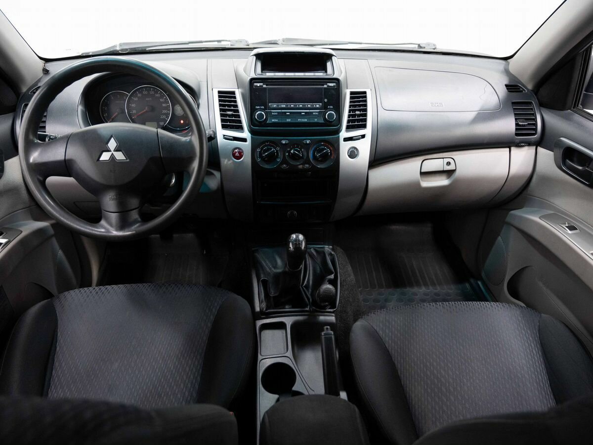 Mitsubishi Pajero Sport, 2014