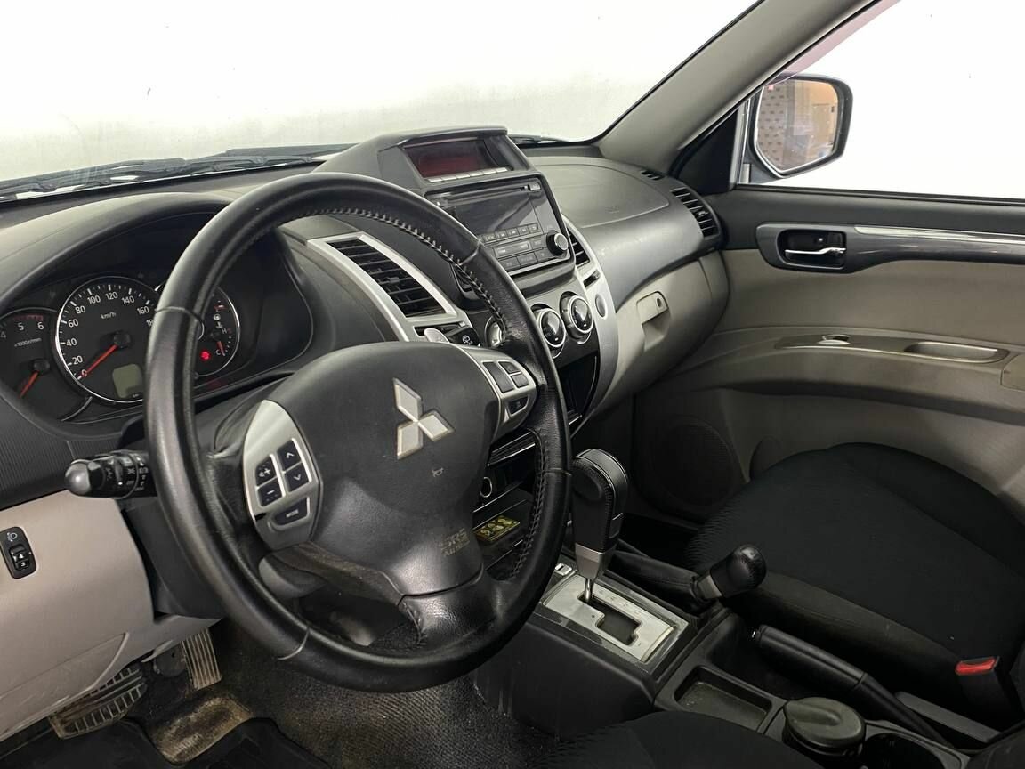 Mitsubishi Pajero Sport, 2014