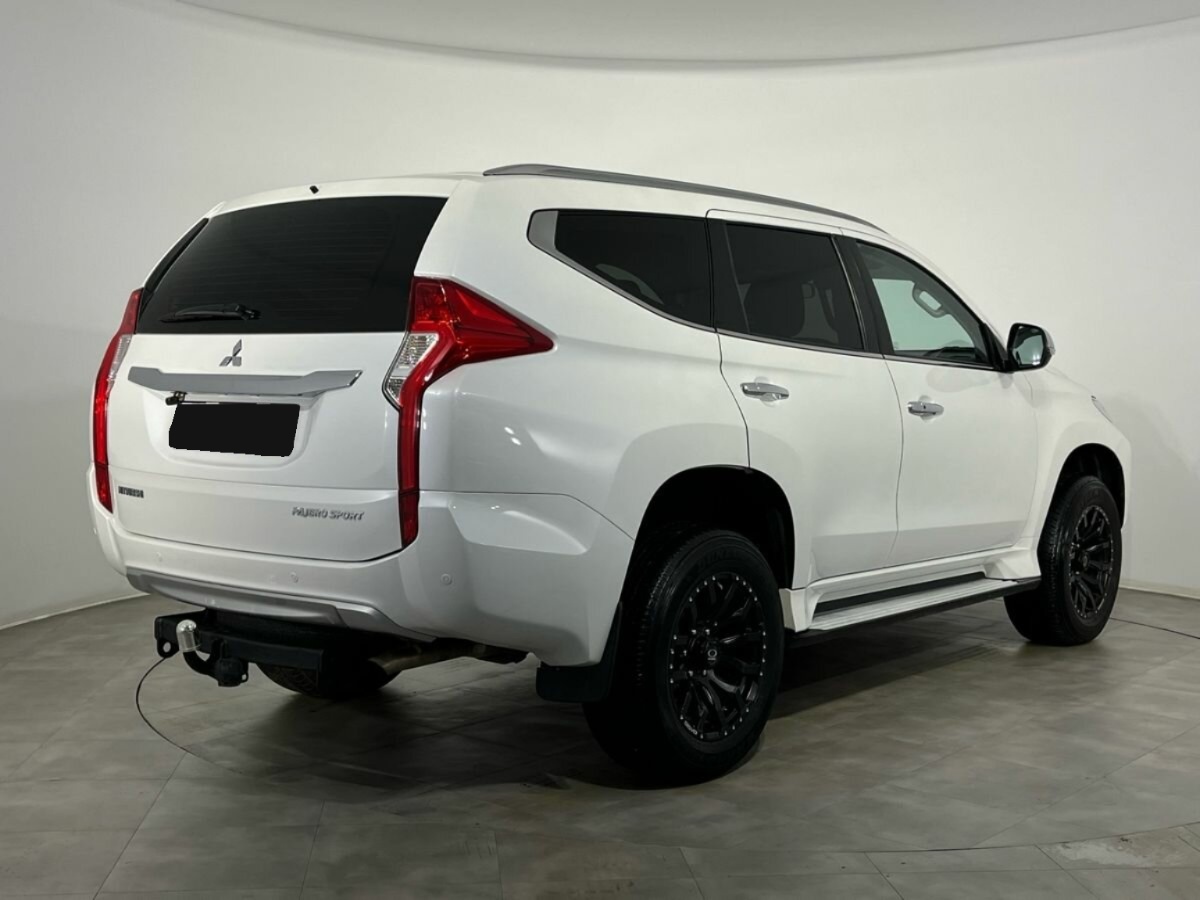 Mitsubishi Pajero Sport, 2020
