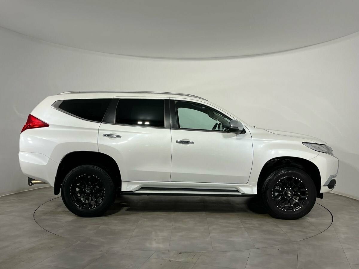 Mitsubishi Pajero Sport, 2020
