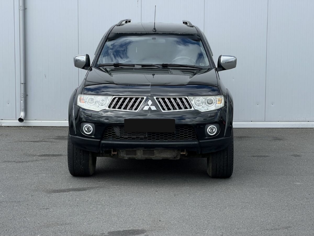 Mitsubishi Pajero Sport, 2011