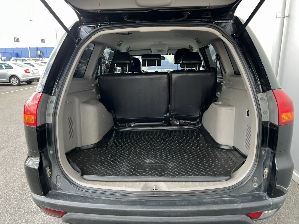 Mitsubishi Pajero Sport, 2011