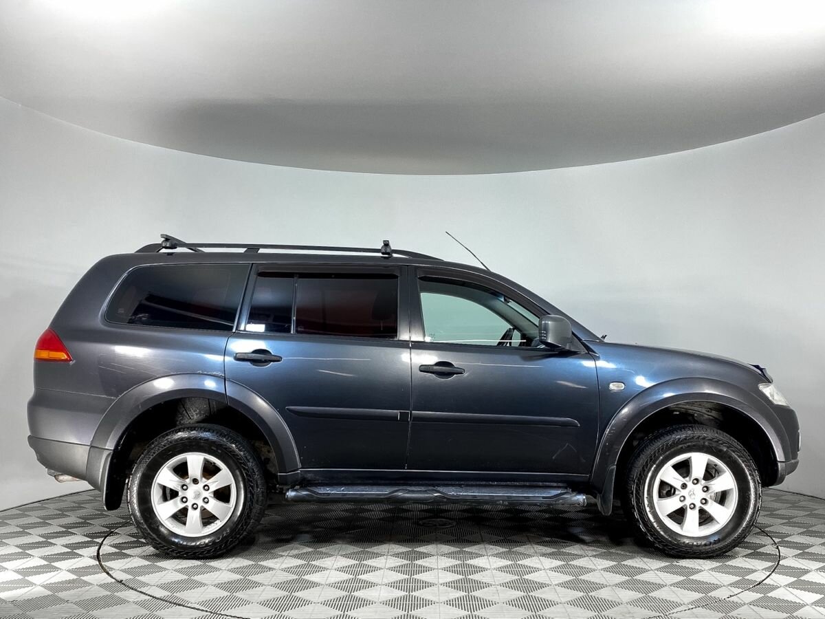 Mitsubishi Pajero Sport, 2010